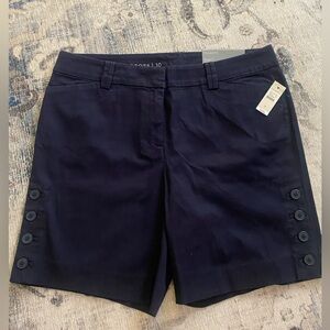 NWT - TALBOTS - Short 7” in navy - size 10